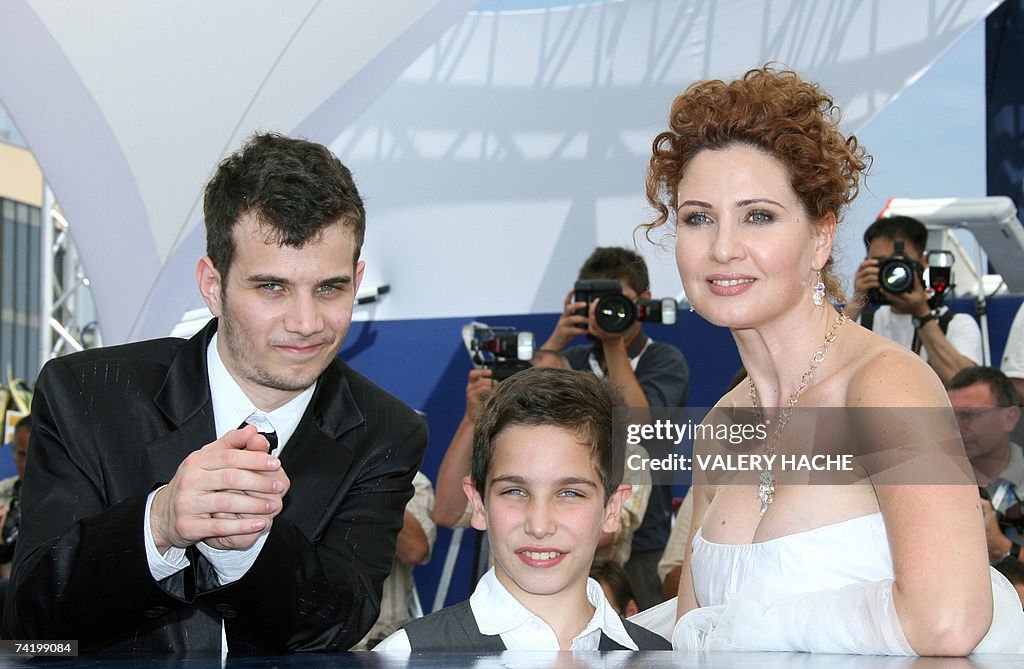 (From L) Israeli actors Michael Moshonov...