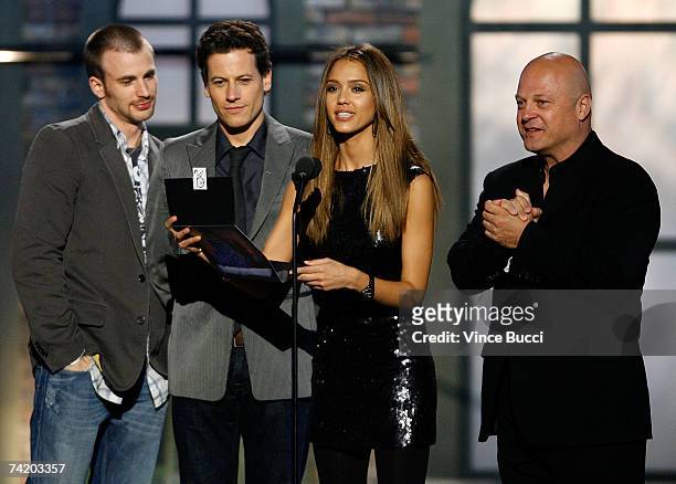 Actors Chris Evans, Ioan Gruffudd, Jessica Alba, and Michael Chiklis of the film "Fantastic Four: Rise of the Silver Surfer" present the award for...