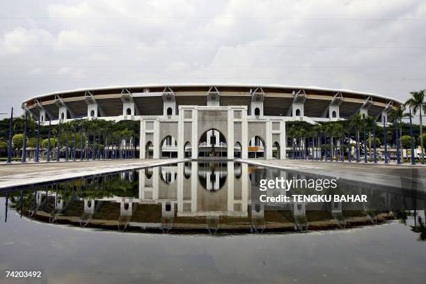 Kuala Lumpur, MALAYSIA: The Bukit Jalil National Stadium, primary venue for the 2007 AFC Asian Cup 2007 matches co-hosted by Malaysia, is seen by a...