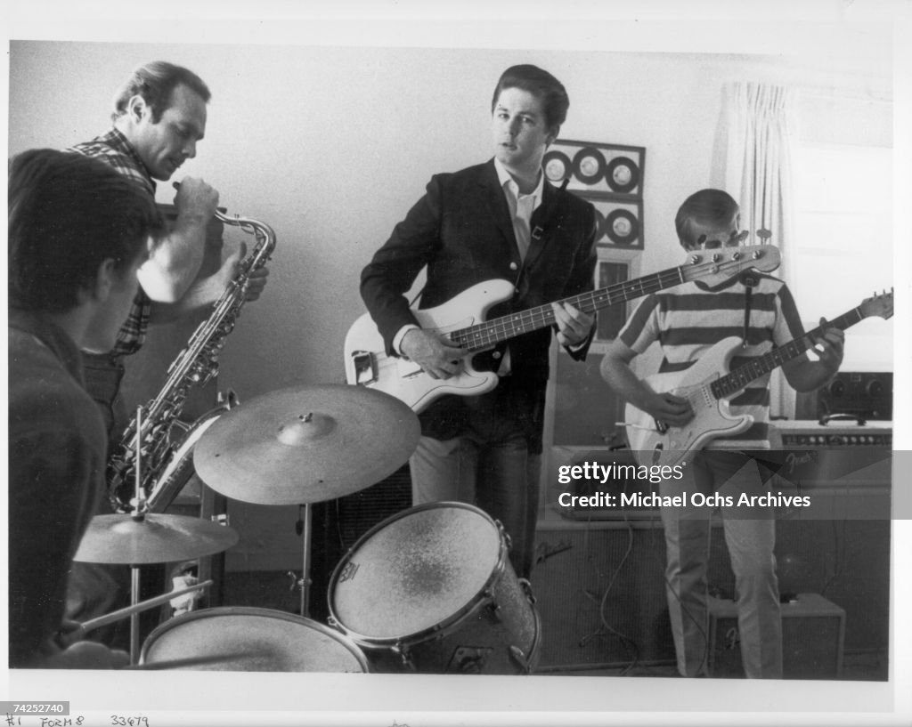 Beach Boys Rehearse At Home