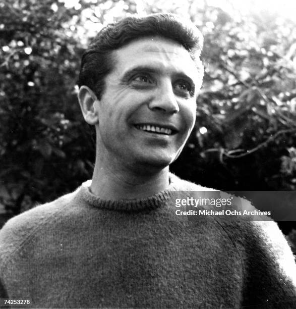 Photo of Gilbert Becaud Photo by Michael Ochs Archives/Getty Images