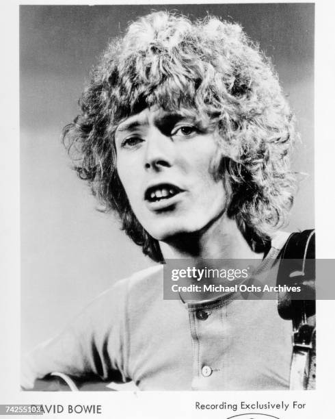 32 David Bowie 1969 Stock Photos High Res Pictures And Images Getty 32-david-bowie-1969-stock-photos-high-res-pictures-and-images-getty
