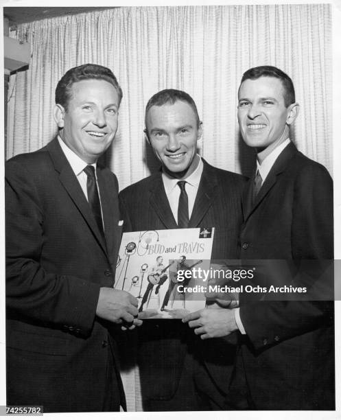 Photo of Bud & Travis Photo by Michael Ochs Archives/Getty Images