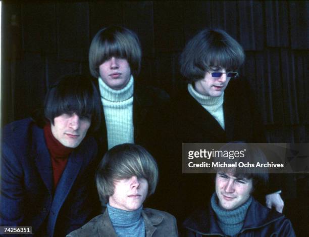 Folk rock group The Byrds Michael Clarke, Jim McGuinn, David Crosby, Chris Hillman and Gene Clark pose for a portrait circa 1965.
