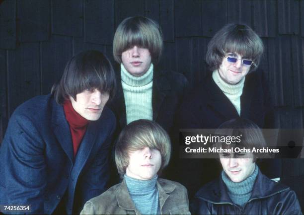 Folk rock group The Byrds Michael Clarke, Jim McGuinn, David Crosby, Chris Hillman and Gene Clark pose for a portrait circa 1965.