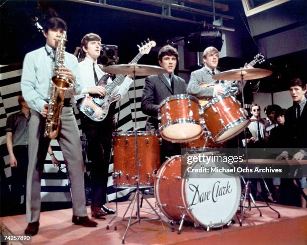 Rock group "The Dave Clark Five" perform on a TV show in circa 1964. Denis 'Denny' Payton, Rick Huxley, Dave Clark, Lenny Davidson, Mike Smith.