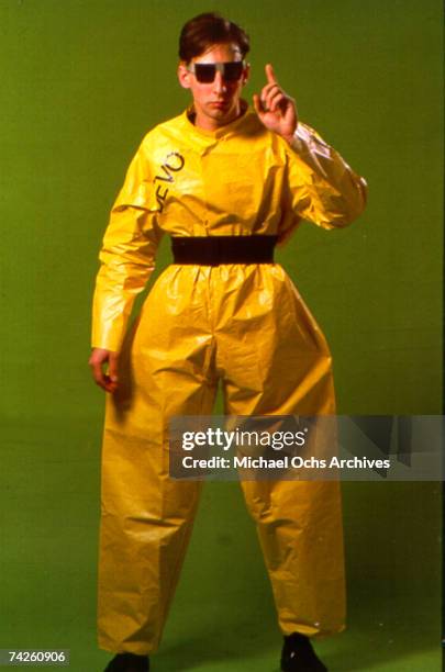 Bob Casale of the new wave punk music group "Devo" poses for a portrait in circa 1977.