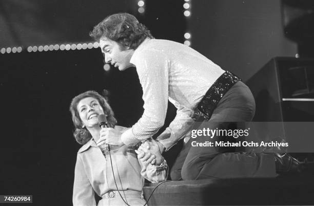 Deborah Reddy Singer 228 Michael Reddy Stock Photos, High-Res Pictures, and Images - Getty ...