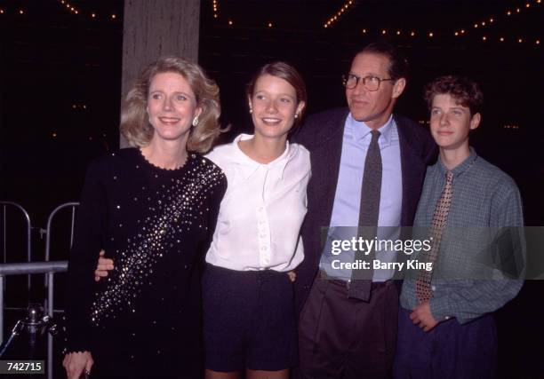 Actress Gwyneth Paltrow, second left, poses with her family, 1991.