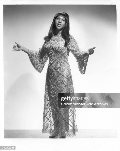 Soul singer Aretha Franklin poses for a portrait in circa 1965.