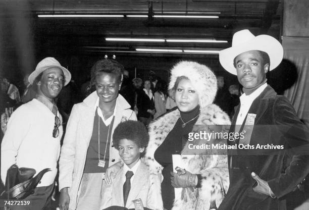 Singer Aretha Franklin attends the Hollywood Christmas parade with her husband actor Glynn Turman and son Kelf in November 1978, in Los Angeles,...