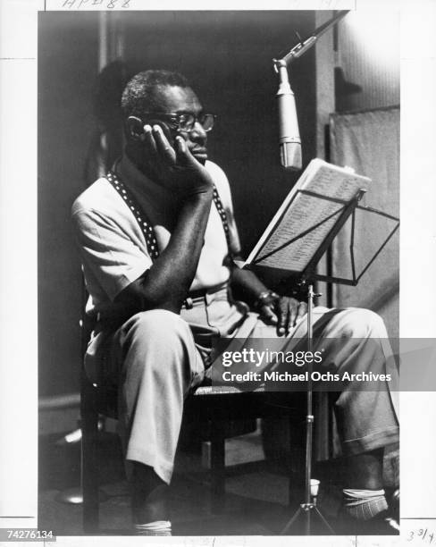 Photo of Howlin Wolf Photo by Michael Ochs Archives/Getty Images