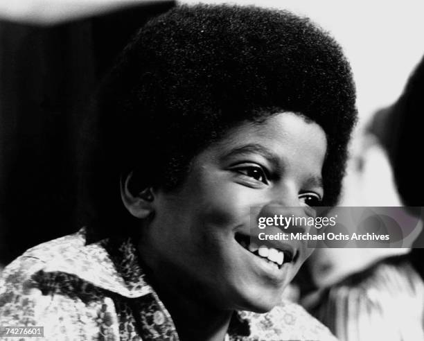 202 photos et images haute résolution de Michael Jackson 1971 - Getty