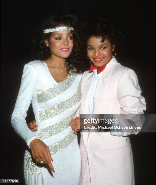Pop singers and sisters Janet Jackson and LaToya Jackson attend the R&B Awards on February 4, 1983 in Los Angeles, California.