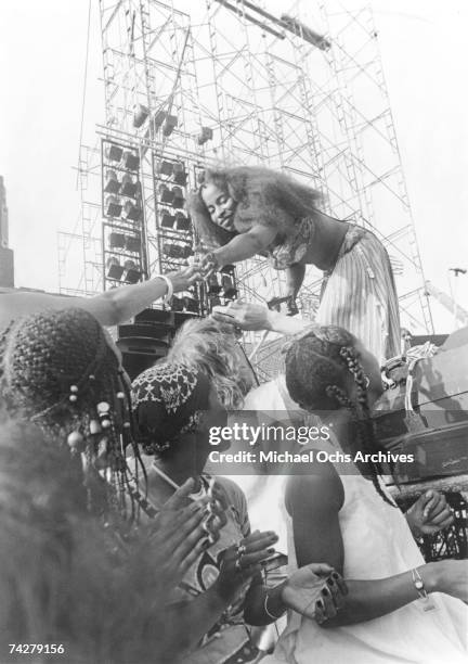 Chakacon 33 Chaka Khan 1970 Stock Photos, High-Res Pictures, and Images - Getty ...