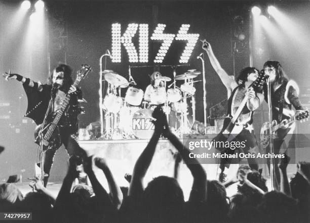 Gene Simmons, Peter Criss, Paul Stanley, and Ace Frehley of the rock band 'Kiss' perform onstage in circa 1977.