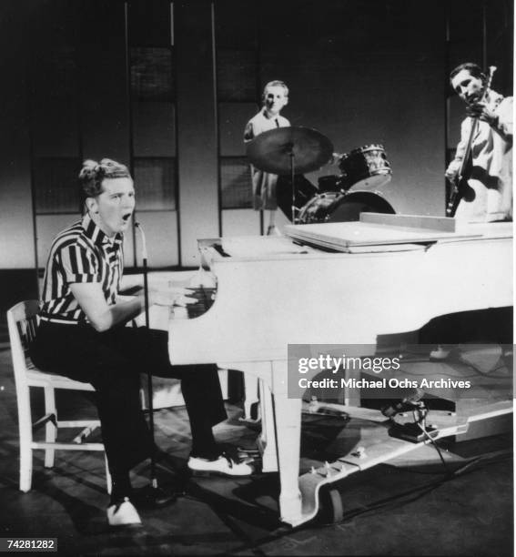 Rock and roll musician Jerry Lee Lewis performs on the Steve Allen Plymouth Show in 1957.