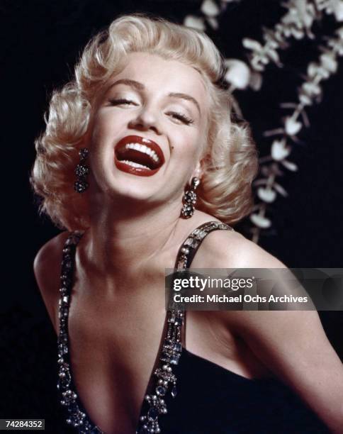 Actress Marilyn Monroe poses for a portrait in circa 1952.