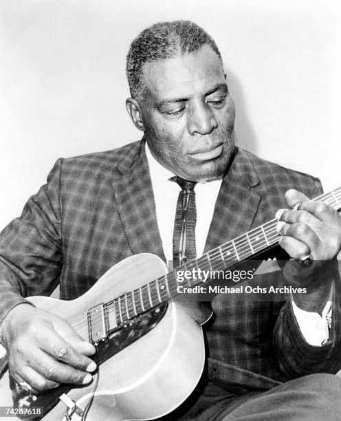 Photo of Howlin Wolf Photo by Michael Ochs Archives/Getty Images