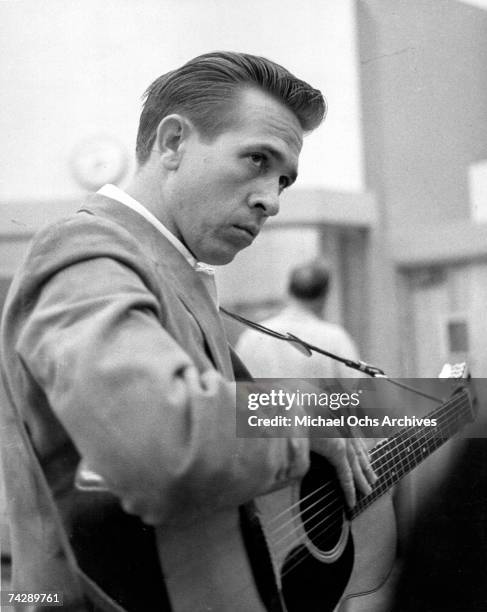 553 Buck Owens Photos & High Res Pictures - Getty Images