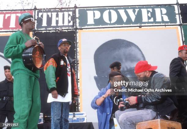 Spike Lee Filming Photos and Premium High Res Pictures - Getty Images