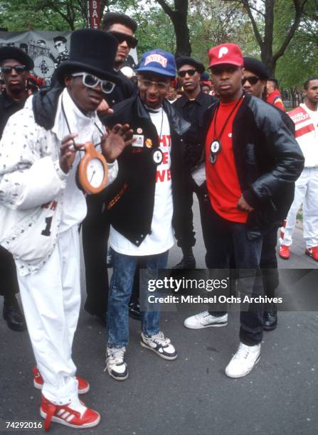 Spiiker Rapper Flavor Flav Of Public Enemy Photos and Premium High Res Pictures ...