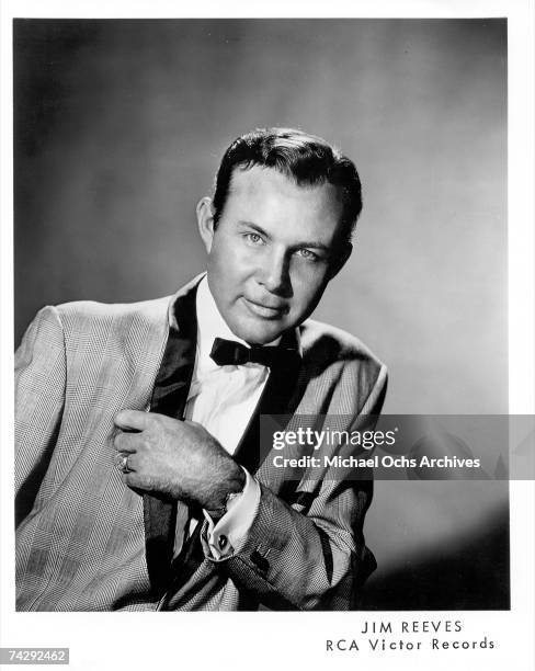 Photo of Jim Reeves Photo by Michael Ochs Archives/Getty Images