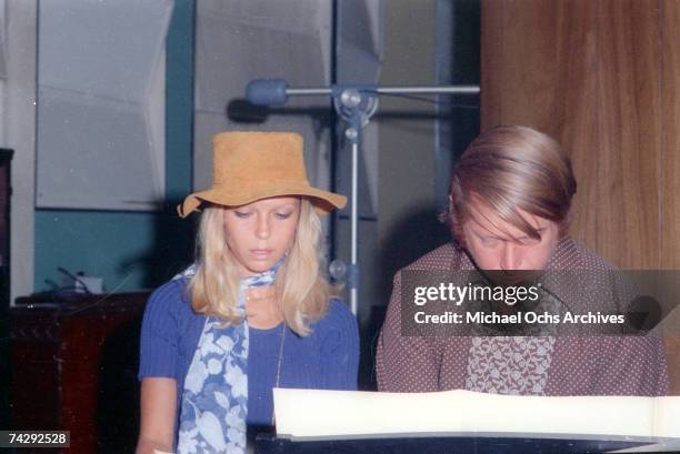 Don Randi Don Randi Photos and Premium High Res Pictures - Getty Images