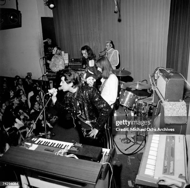 Hi Roxy 2,329 Roxy Music Photos Stock Photos, High-Res Pictures, and Images ...