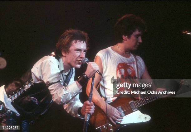 Singer Rotten 4,473点のジョン ライドンの写真と高解像度写真 - Getty Images