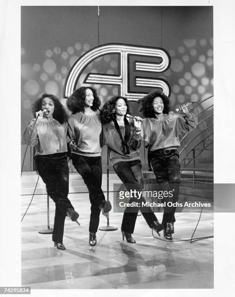 Kathy Sledge, Debbie Sledge, Joni Sledge and Kim Sledge of the vocal group Sister Sledge on stage, circa 1980 .