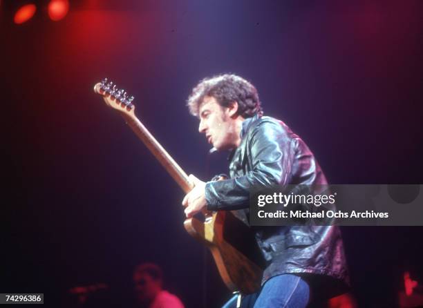 Bruce Springsteen In His Prime 39,163 Bruce Springsteen Photos & High Res Pictures - Getty Images
