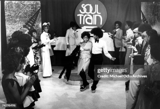1,341 Soul Train Tv Show Stock Photos, High-Res Pictures, and Images ...