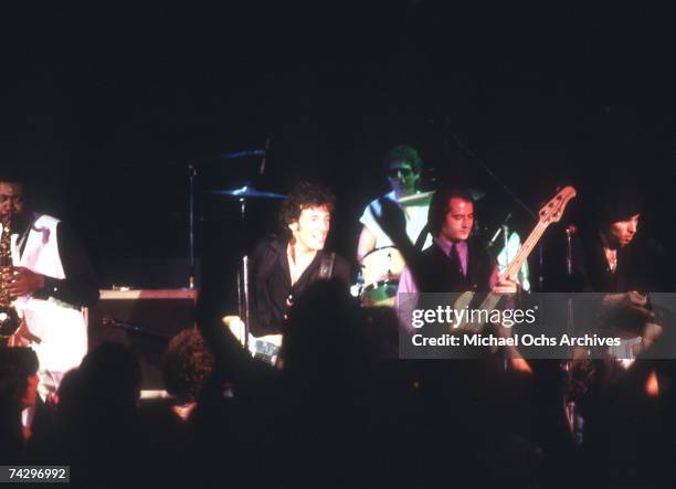 Bruce Springsteen Roxy 1978 2,142 Richard Creamer Stock Photos, High-Res Pictures, and Images ...