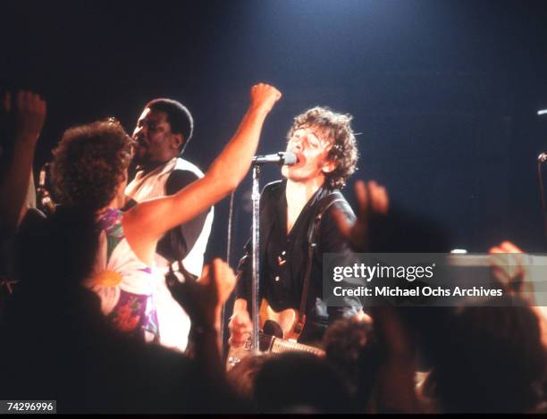 Bruce Springsteen Roxy 1978 2,142 Richard Creamer Stock Photos, High-Res Pictures, and Images ...