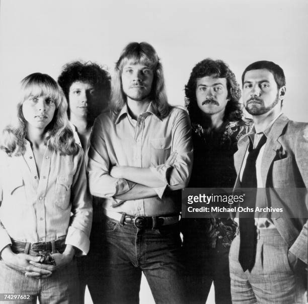 Tommy Shaw, John Panozzo, James Young, Dennis DeYoung and Chuck Panozzo of the rock quintet "Styx" pose for a portrait in circa 1977.