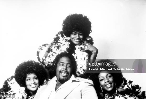 Singer and songwriter Barry White and his back-up group Love Unlimited pose for a 20th Century Records publicity still circa 1977.