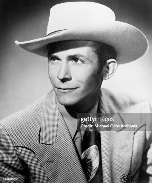 Country singer Hank Williams poses for a portrait circa 1948 in Nashville Tennessee.