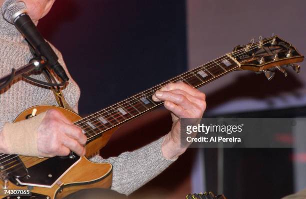 Guitarist and inventor Les Paul performs onstage at the Iridium Jazz Club in circa 2000 in New York City, New York.
