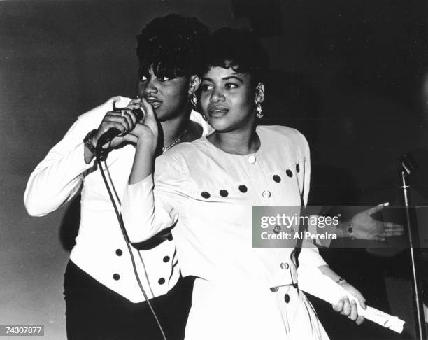 Photo of Salt n Pepa Photo by Al Pereira/Michael Ochs Archives/Getty Images