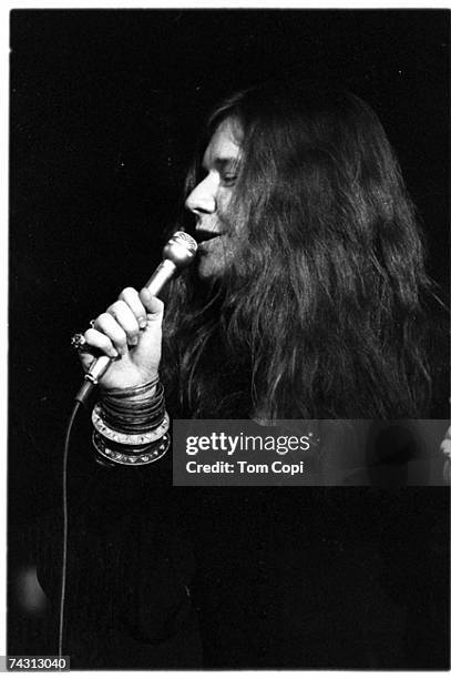 Rock singer Janis Joplin perform at the Crisler Arena at the university of Michigan on March 15, 1969 in Ann Arbor, Michigan.