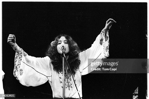 Photo of Maria Muldaur and Geoff Photo by Tom Copi/Michael Ochs Archives/Getty Images