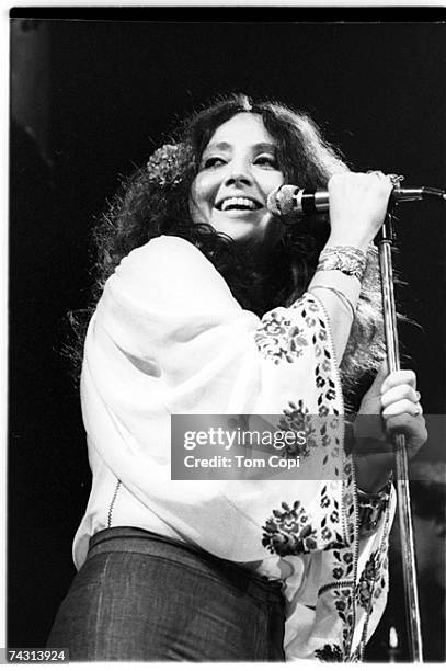 Photo of Maria Muldaur and Geoff Photo by Tom Copi/Michael Ochs Archives/Getty Images