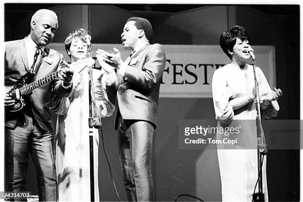 Photo of Staple Singers Photo by Tom Copi/Michael Ochs Archives/Getty Images