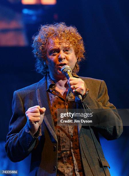 Mick Hucknall of Simply Red performs during a six night residency at the Royal Albert Hall, in support of his new album 'Stay', on May 25, 2007 in...