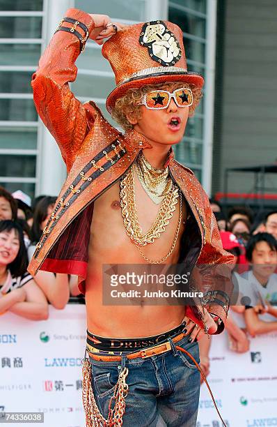 Arrives at the MTV Video Music Awards Japan 2007 at the Saitama Super Arena on May 26, 2007 in Saitama, Japan.