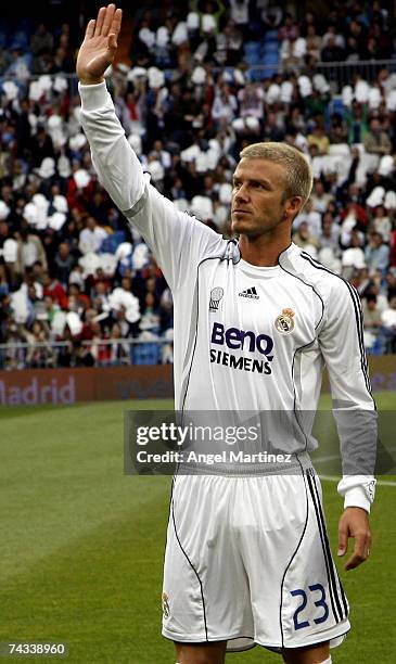 David Beckham of Real Madrid waves during a La Liga match between Real Madrid and Deportivo La Coruna at the Santiago Bernabeu stadium on May 26,...