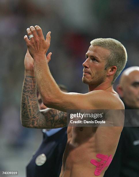 David Beckham of Real Madrid celebrates after Real beat Deportivo La Coruna 3-1 in the Primera Liga match between Real Madrid and Deportivo La Coruna...