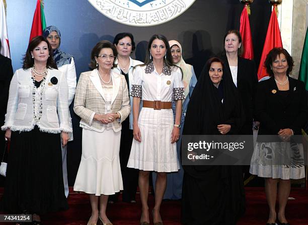 Abu Dhabi, UNITED ARAB EMIRATES: First ladies of the Arab world Leila Zine el-Abidine of Tunisia, Suzanne Mubarak of Egypt, Queen Rania of Jordan,...