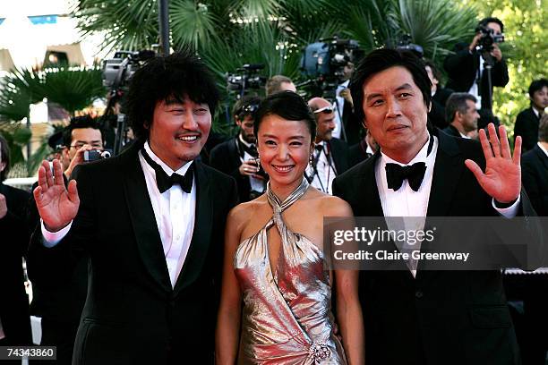 Actors Do-yeon Jeon, Kang-ho Song and director Chang-dong Lee attend the 60th International Cannes Film Festival closing ceremony and "L'Age des...